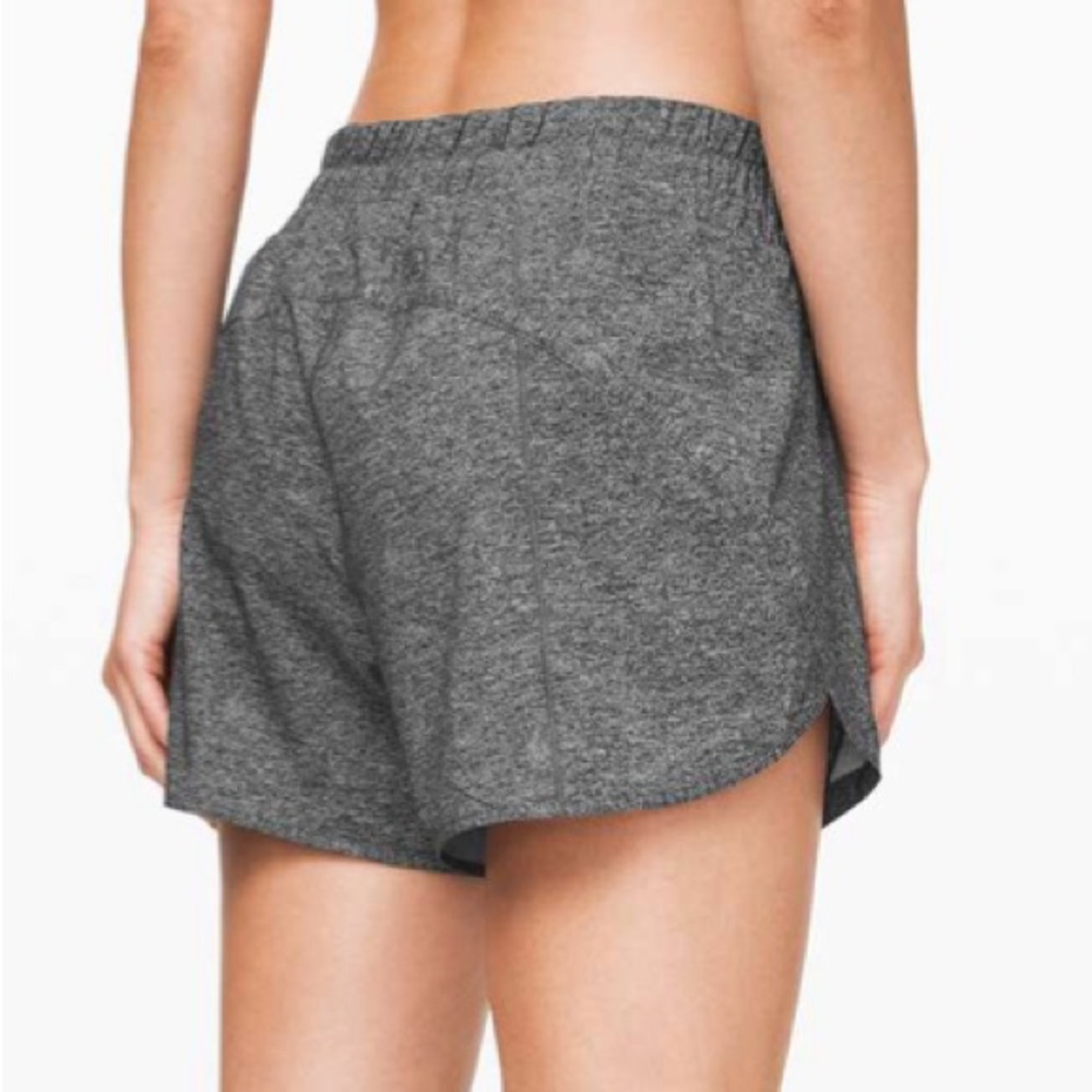 Track That Short 5” in Heather Lux Multi Black